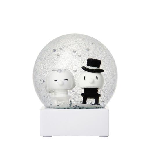 Hoptimist Schneekugel Wedding Couple Glitter