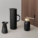 Stelton Isolierkanne EM77 Soft Black 1000 ml (Retourware,...